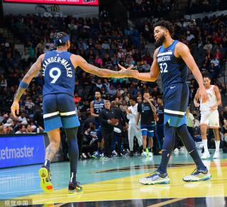 它不仅关注 它不仅关注