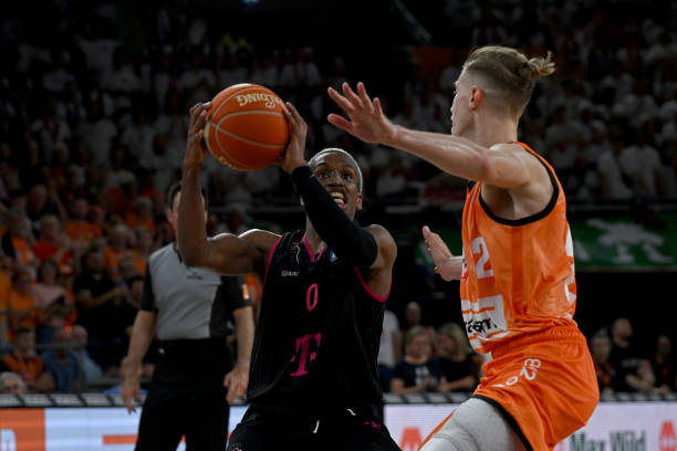 帕瓦尔产生 帕瓦尔产生