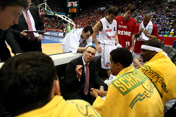 脚在曼城虽 脚在曼城虽